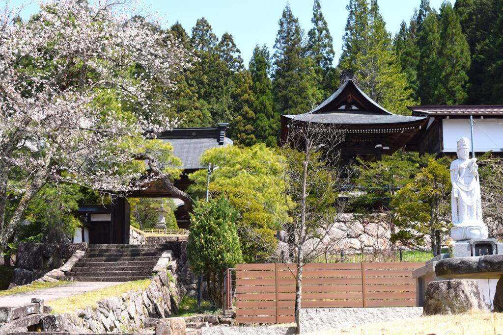 Atagoya Villa Такаяма Екстериор снимка
